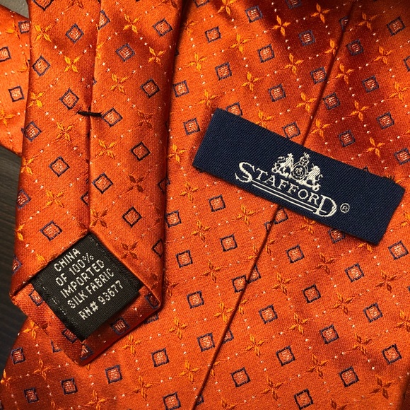 Stafford Silk Tie - Picture 3 of 4
